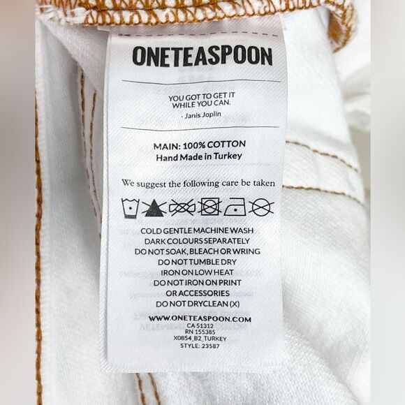 One Teaspoon studded jean short Bandits in White Beauty High Waist. 29 NWT - Picture 15 of 16